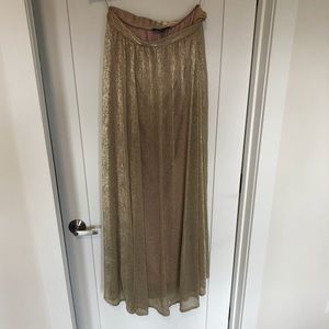 Lulu’s Gold Tulle Skirt